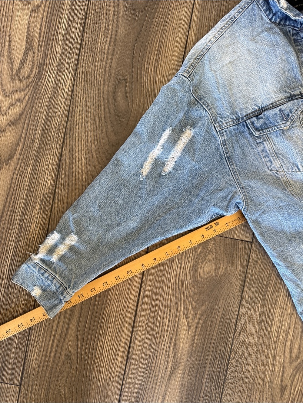 Distressed Oversized Light Wash Denim Jacket Longline Trucker Grunge - Picture 6 of 6